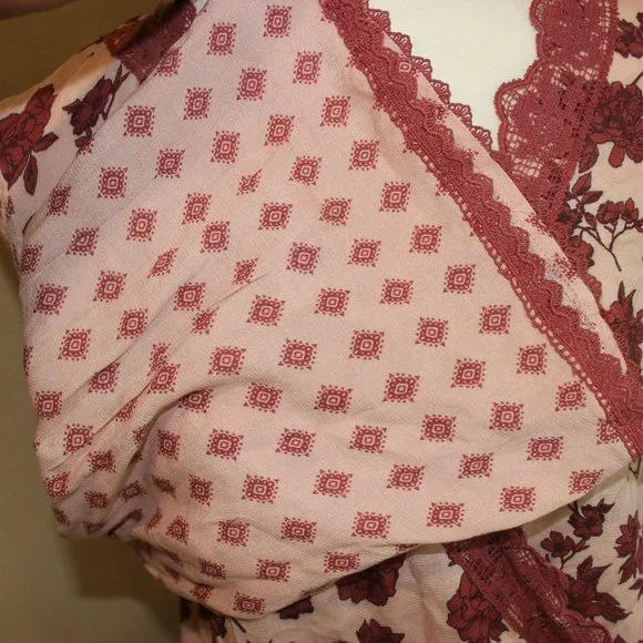 "TAYLOR & SAGE" Engineered Printed Wrap Long Sleeve Top SZ L - Picture 4 of 7